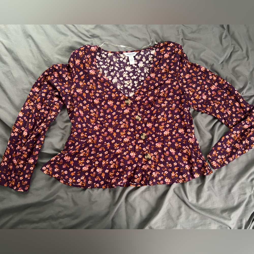 Arizona Purple Floral Button Detail Top-Medium!